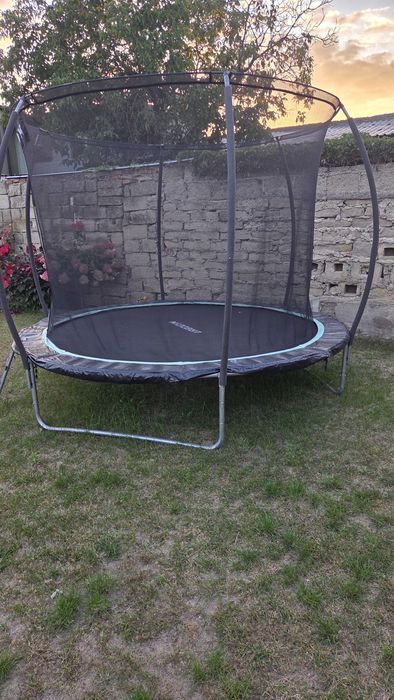 Trampolina,bardzo dobry stan
