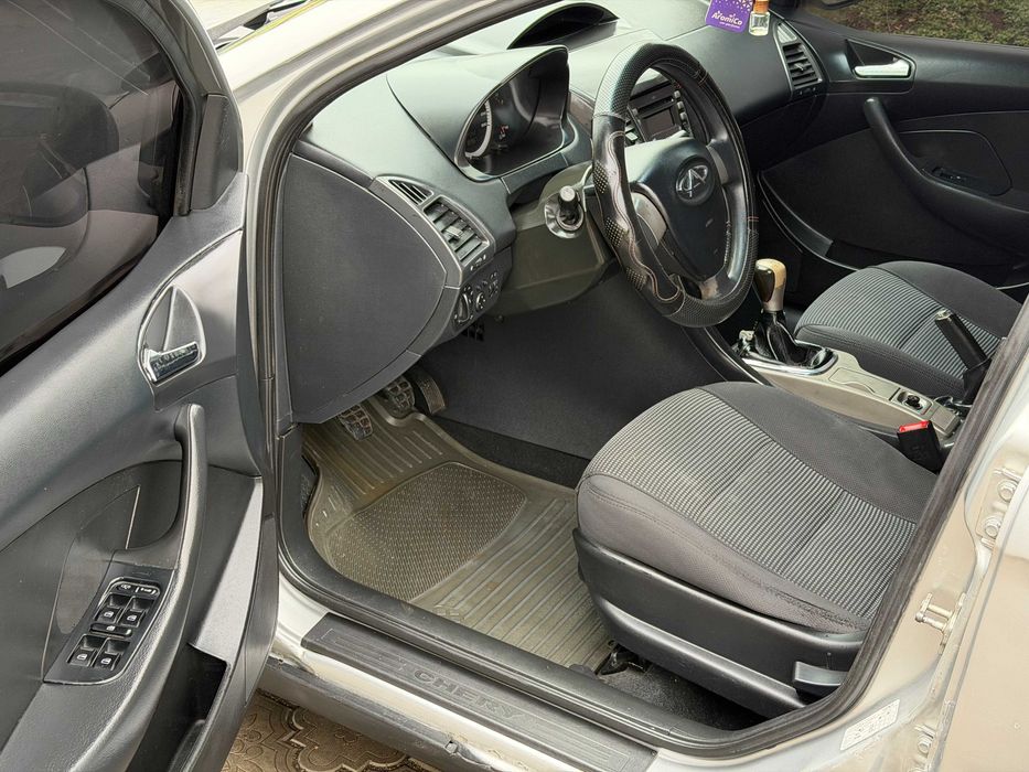 Продам Chery M11 2011 року з бензиновим двигуном 1.6