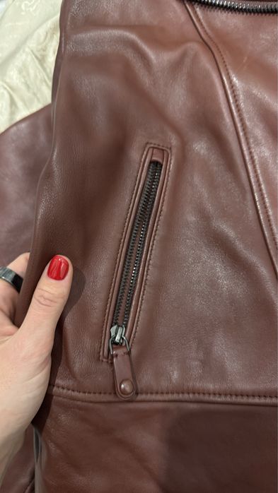 Massimo dutti шкірянка