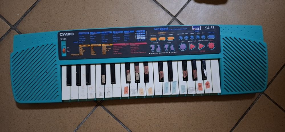 Casio keyboard SA 35