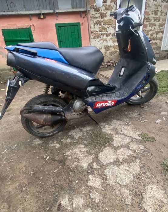 наприклад iPhone 10 xr