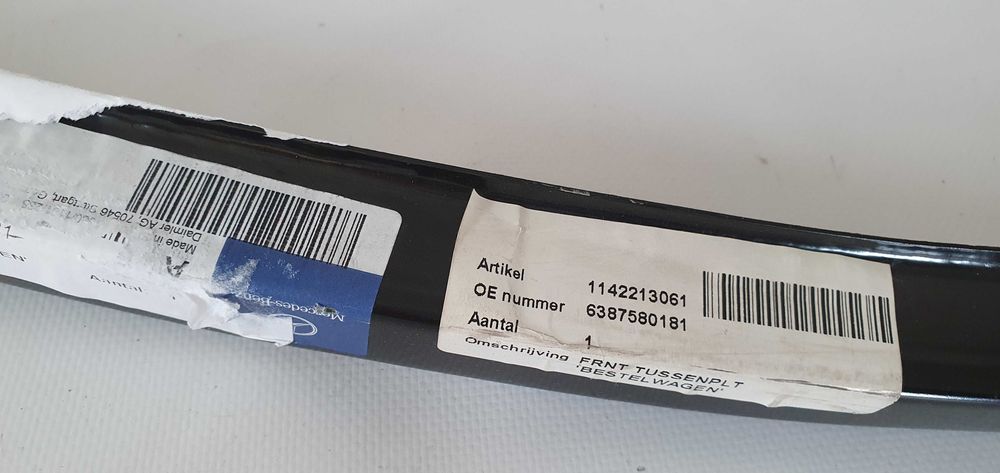 Listwa pod lampy przód Vito W638 OE Nowa