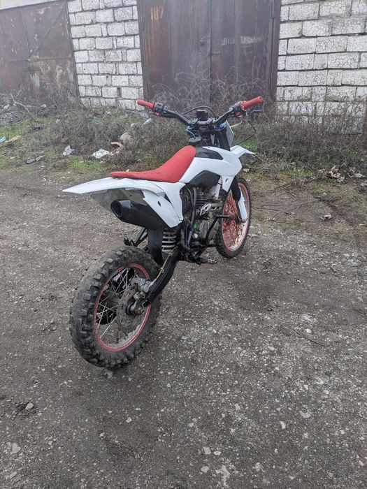 Продам ендуро мотоцикл geon 250 4T 2018