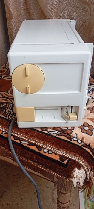 Продам б/в тостерницю TEFAL