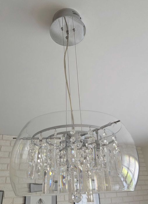 Lampa sufitowa do salonu