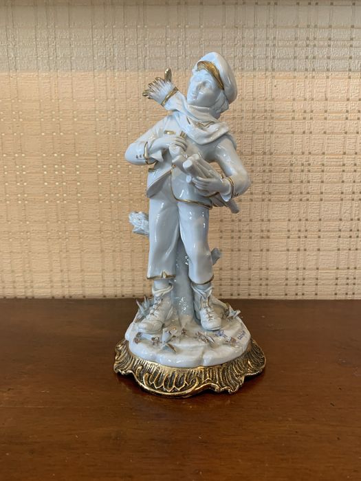 Фарфорова статуетка КАПОДІМОНТЕ