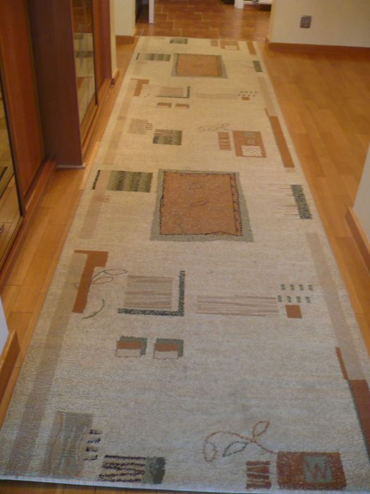 Chodnik dywanowy  o wymiarze 393 x 100