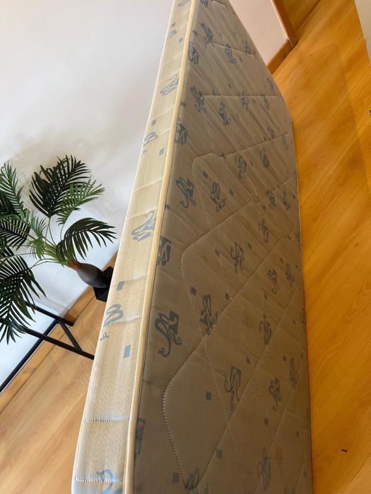 Vendo colchao 190x90