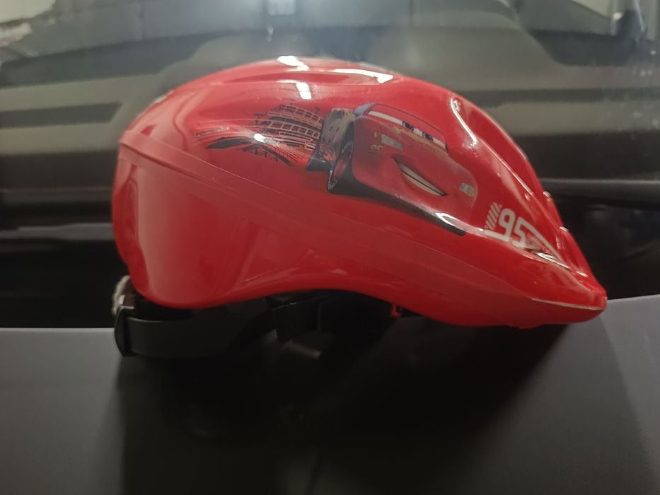 Kask dziecięcy Auta Cars