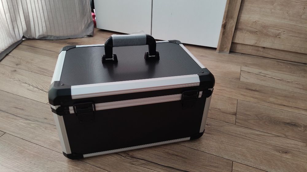 Skrzynka narzędziowa Aluminium Case Organizer Kufer