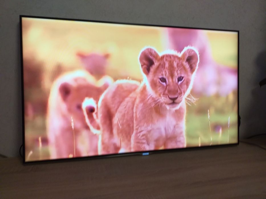 Продаж SAMSUNG 40" діагональ Smart TV.