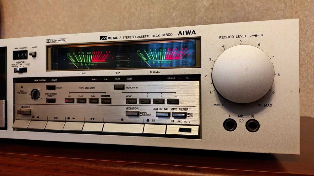 Кассетная дека Aiwa AD M 800. Эксклюзив