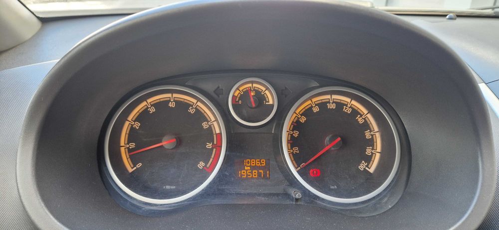 Opel Corsa 1.2 gasolina