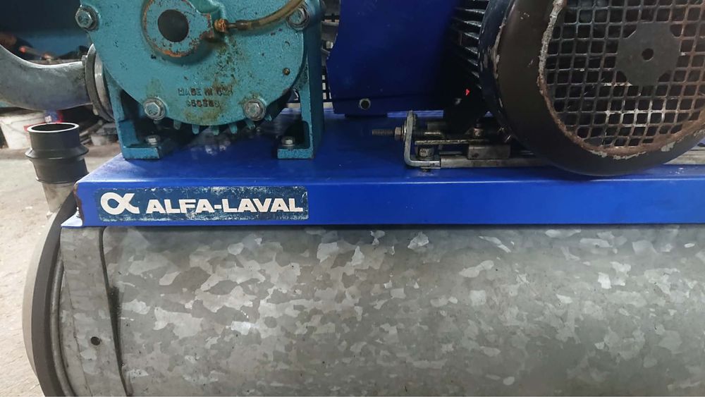 Pompa  Alfa laval 76 gotowa do pracy.