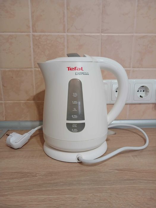 Електрочайник Tefal Express