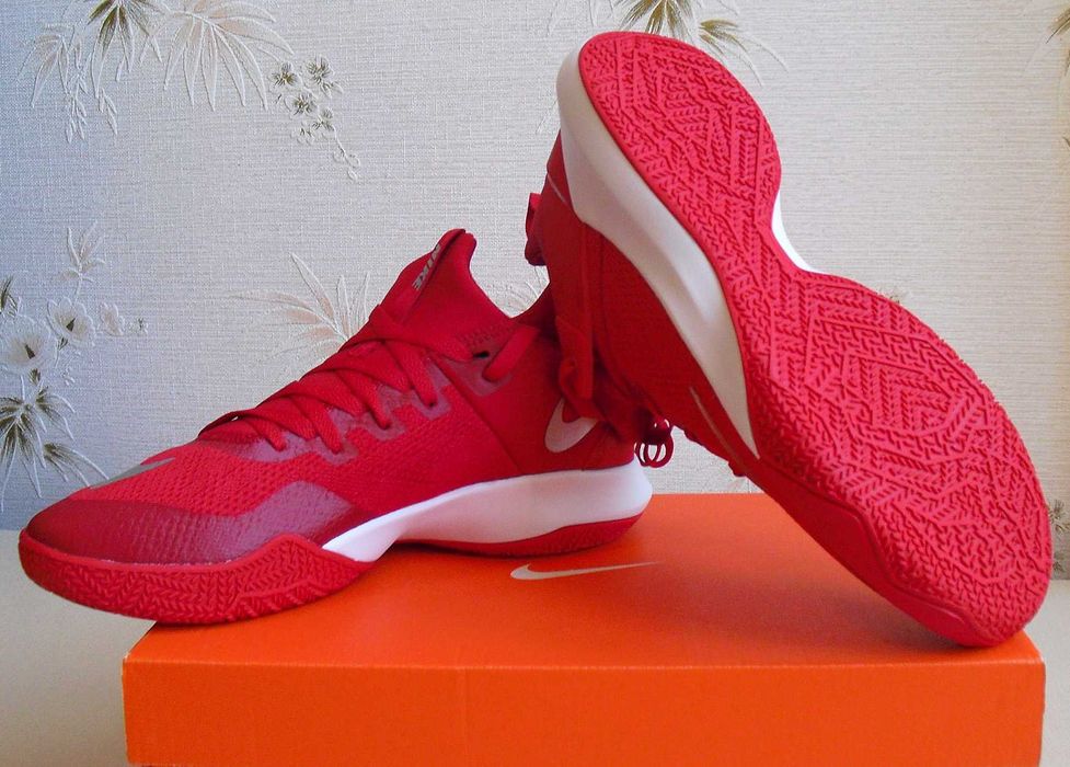 Баскетбольные кроссовки Nike Zoom Shift