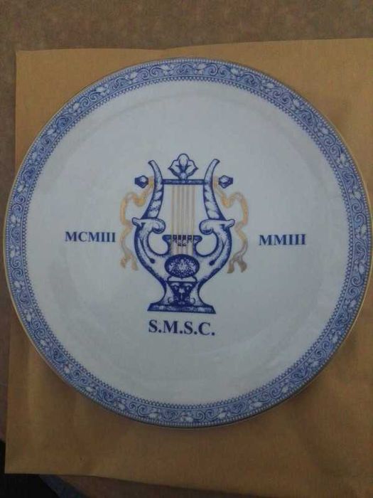 Prato comemorativo do Centenário da Santa Cecilia escasso