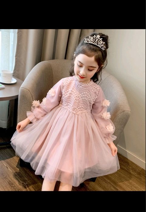 Красиві  сукні для дівчаток