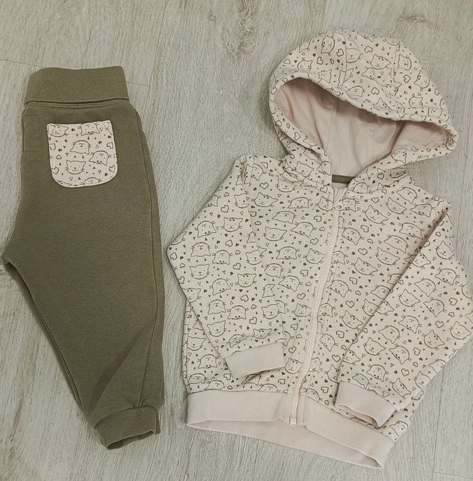 Dres dziewczęcy Lupilu r. 80