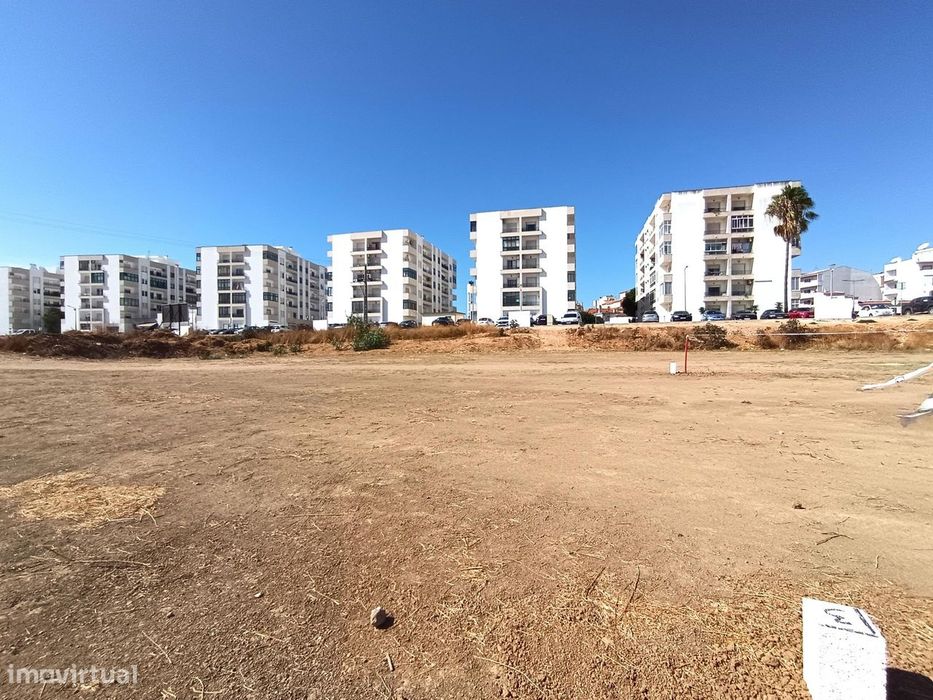 Lote Exclusivo em Lagoa – Oportunidade de Investimento no Algarve