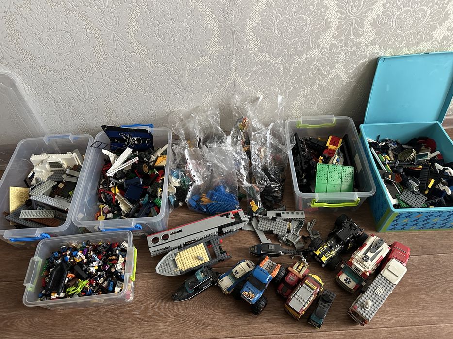 Розпродаж колекція лего