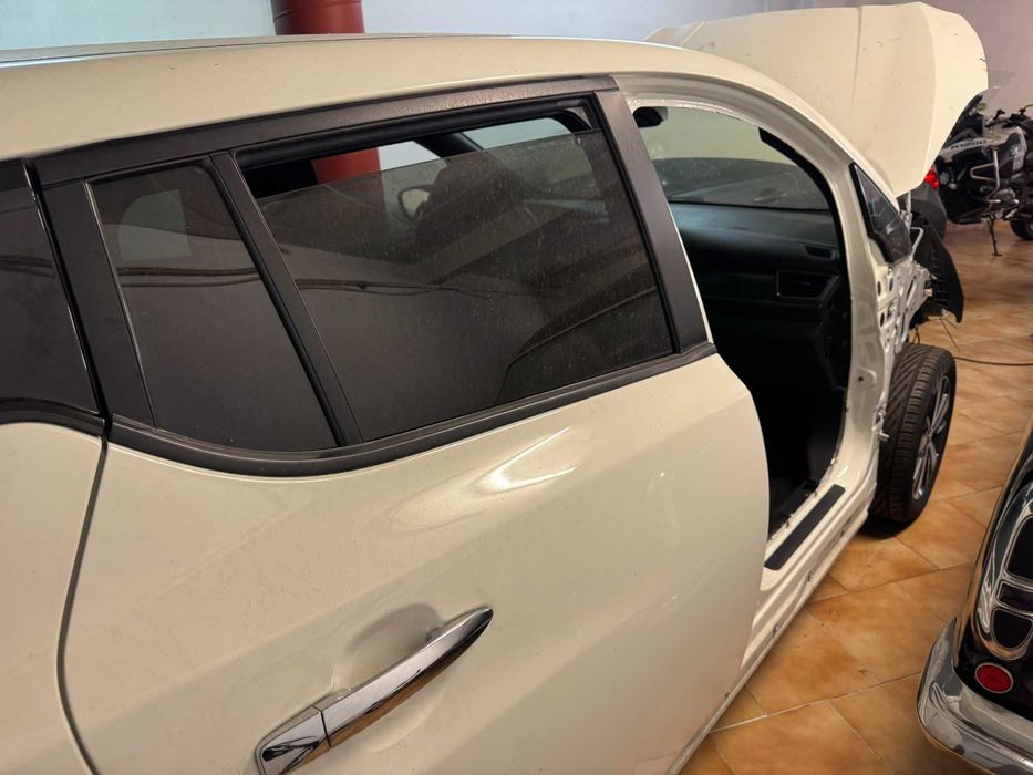 Nissan Leaf 40 (2018 Importado em 11/2021) Venda de Peças