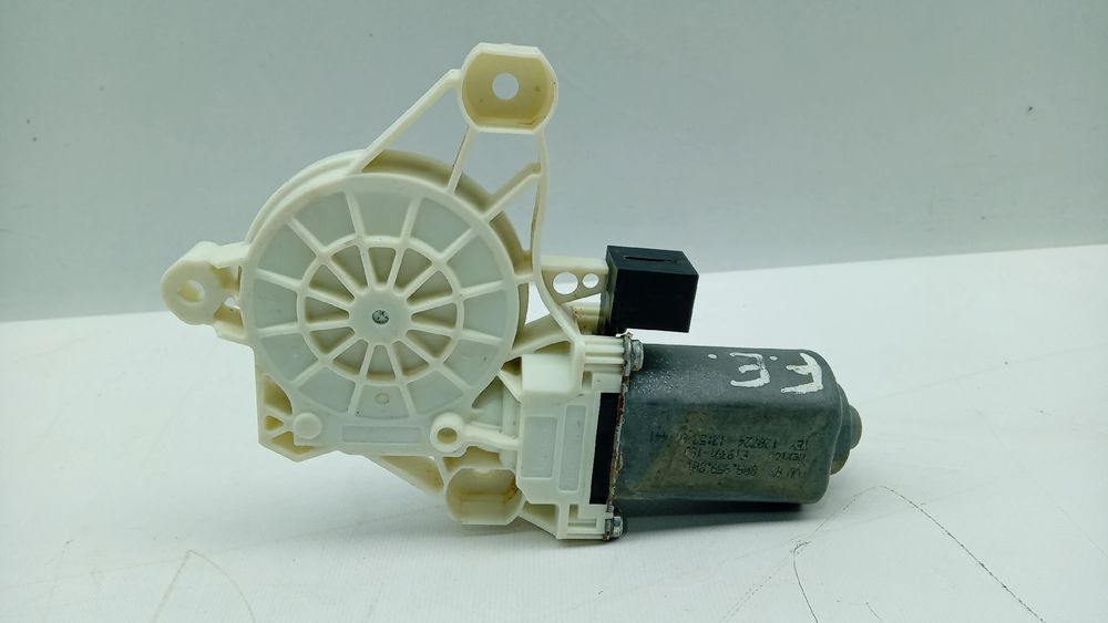 Motor vidro frente esquerdo AUDI Q5 Sportback (FYT)