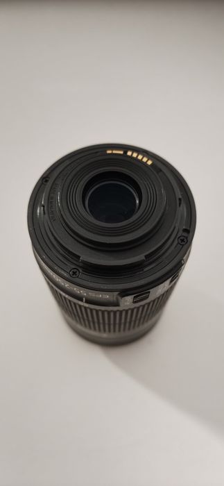 Canon EF-S 55-250mm f/4-5.6 IS STM (como nova)