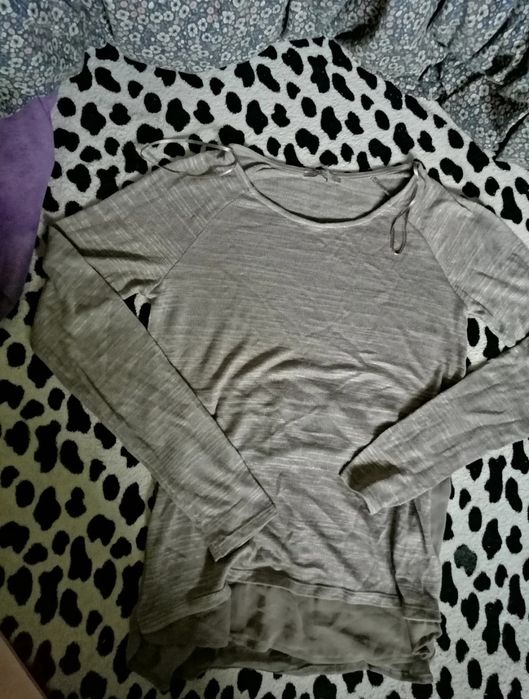 Bluzka z długim rękawem Orsay, Tył ze wstawką z innego materiału