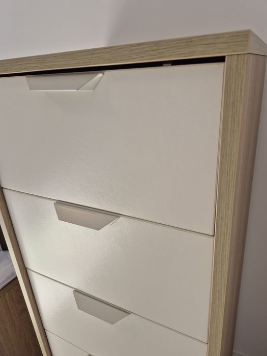 Móvel Quarto 5 gavetas