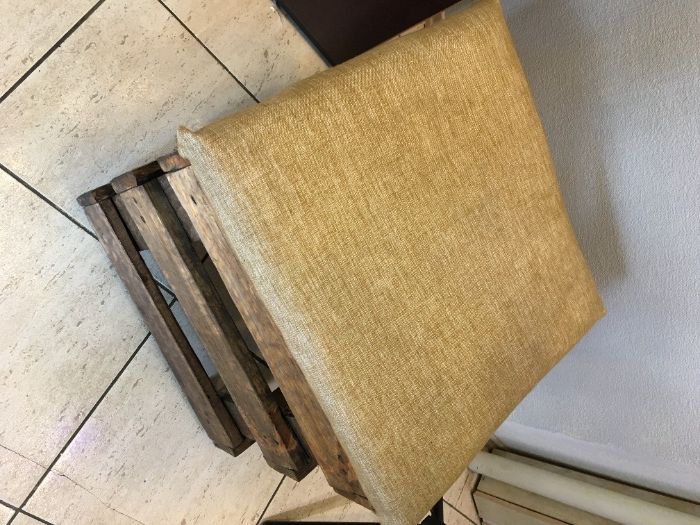 Продам пуфы из дерева для кафе, дома, дачи. / табурет, стул