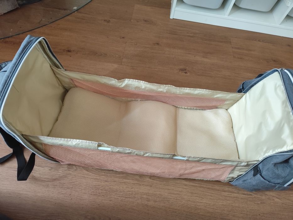 Mala maternidade com cama de viagem