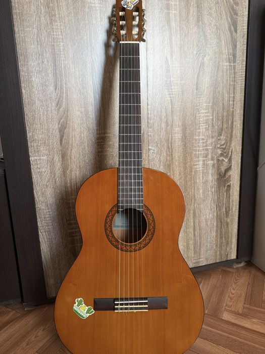 Класична гітара Yamaha C40 з чохлом - ідеальний стан