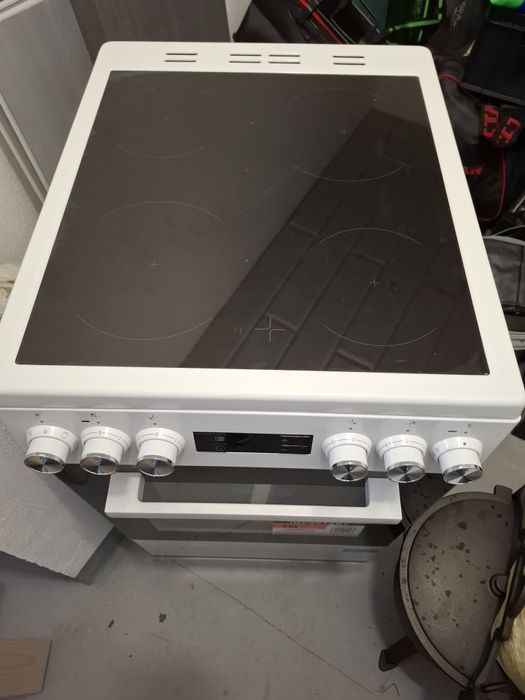 Kuchenka elektryczna beko