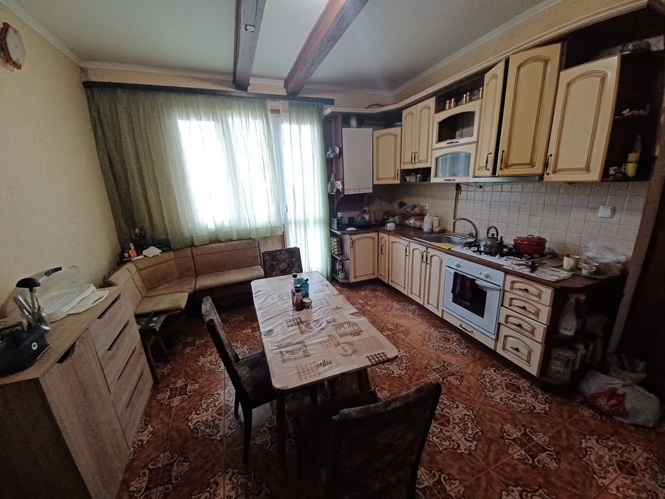 Здається підсилення для двох  хлопців 4000грн