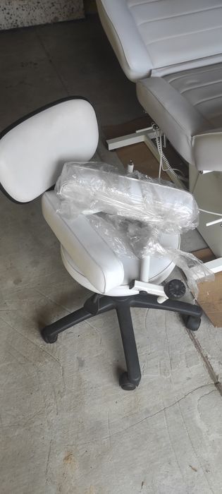 Fotel kosmetyczny BIOMAK FE 102