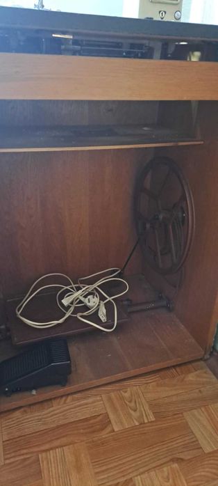 Maszyna do szycia PREDOM 466