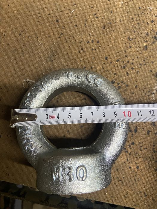 Olhal carga macho M30