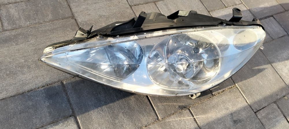 Lampa przednia lewa peugeot 307