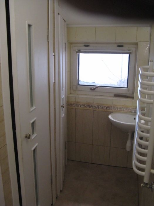 ВЛАСНИК!Оренда ЛІЖКОМІСЦЯ в кімнаті приватного гуртожитка.Без комісії!