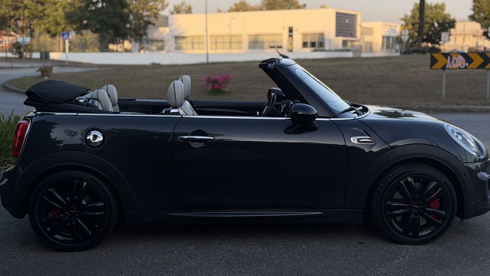 MINI Cabrio John Cooper Works Aut.
