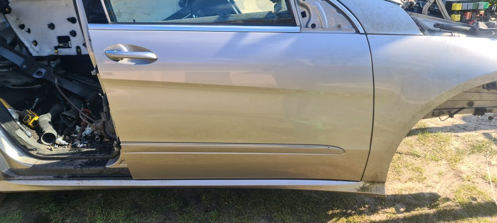 Drzwi Przednie Prawe Przód Prawy Mercedes R klasa W251 Lack. C723