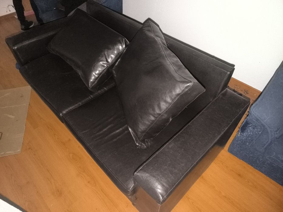 Sofá Pele / sofá cama
