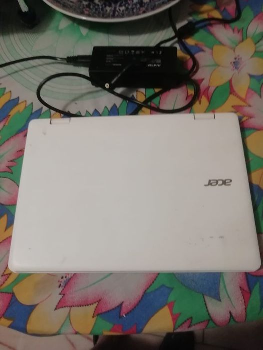 ASUS ASPIRE R11 Notebook64751703875587120