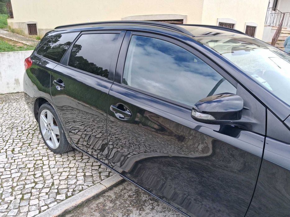 Toyota Auris 1.4 Touring Sports Diesel
