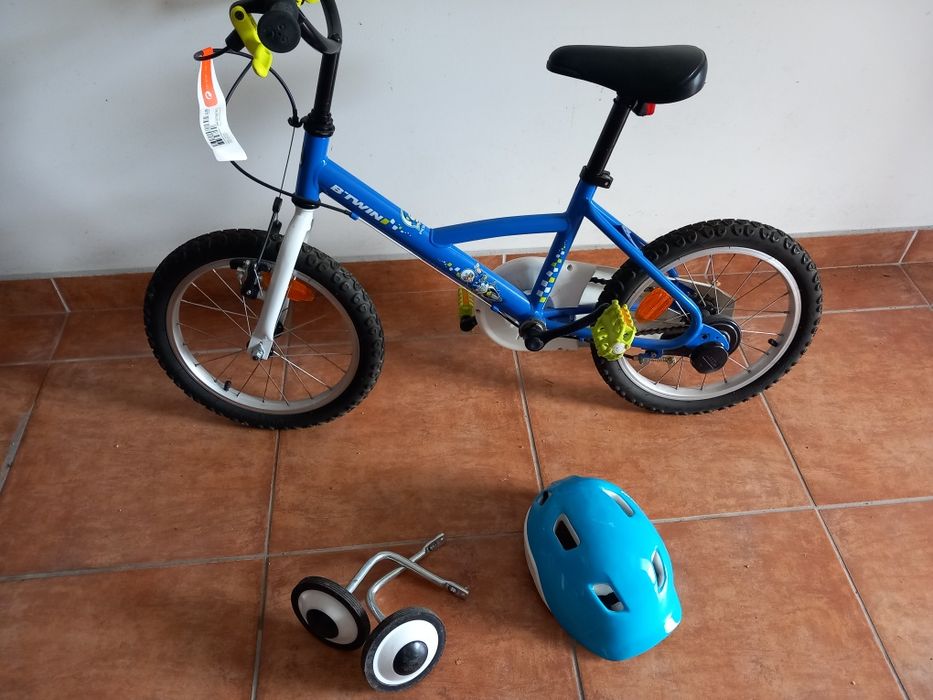 Com  bicicleta roda 16
