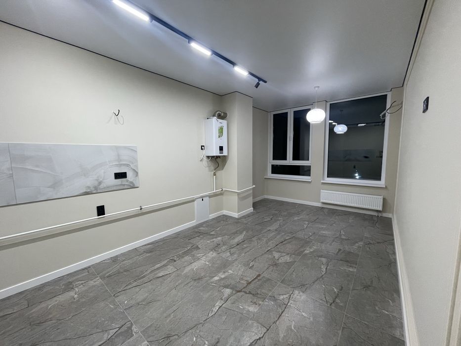 2-кімнатна квартира з новим дизайнерським ремонтом