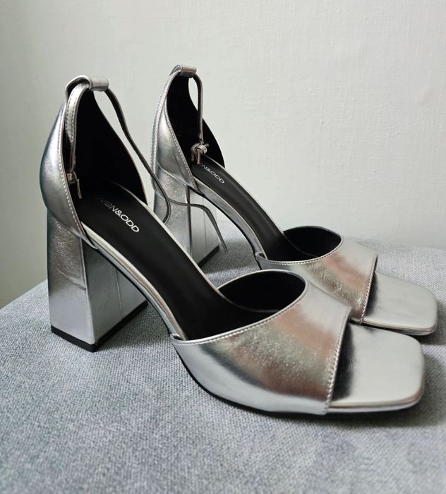 Obcasy, sandały, szpilki duży rozmiar (45, 46)