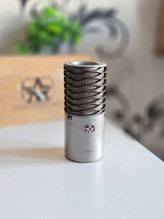 Студійний конденсаторний мікрофон Aston Origin