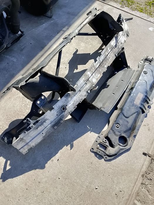 Pas przód BMW e60 E61